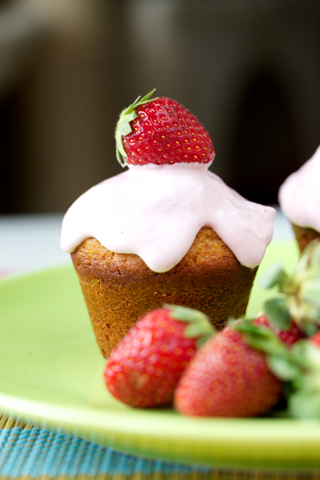 Fresh strawberry cupcakes