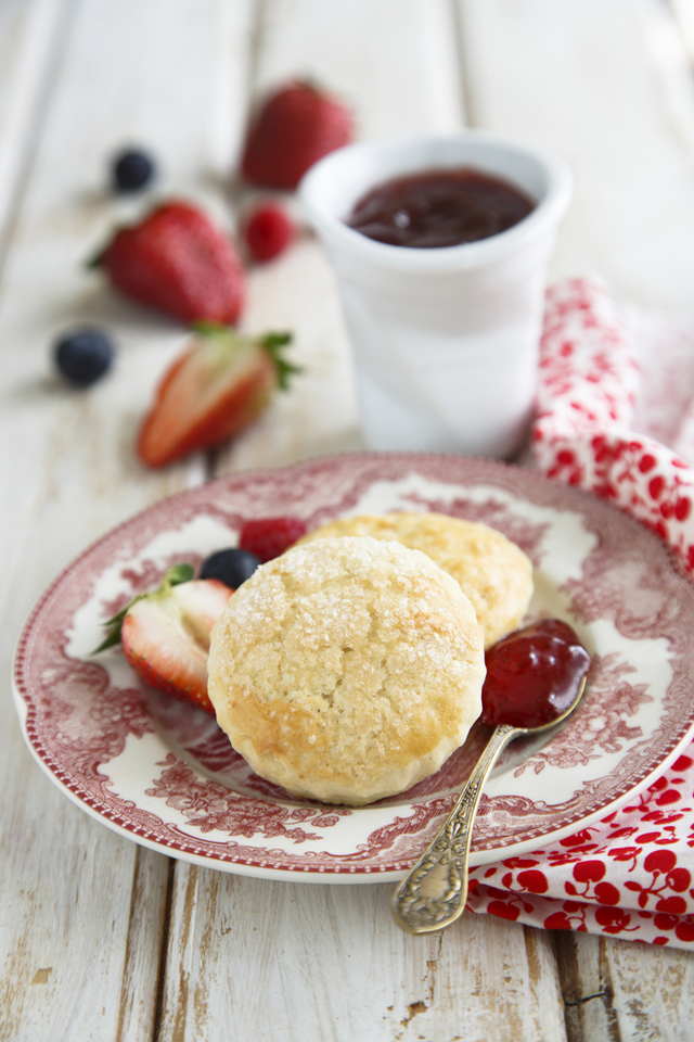 Sugar topped buttermilk scones 