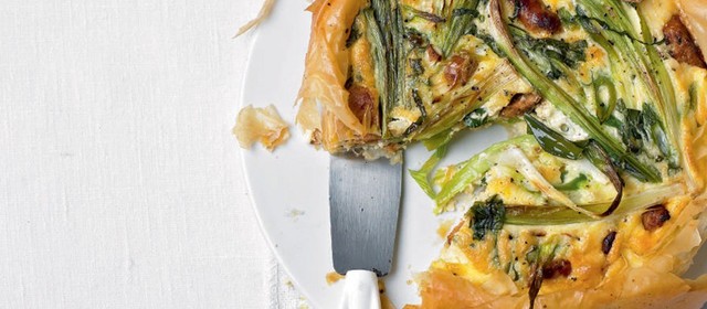 Leek vegetable filo pie