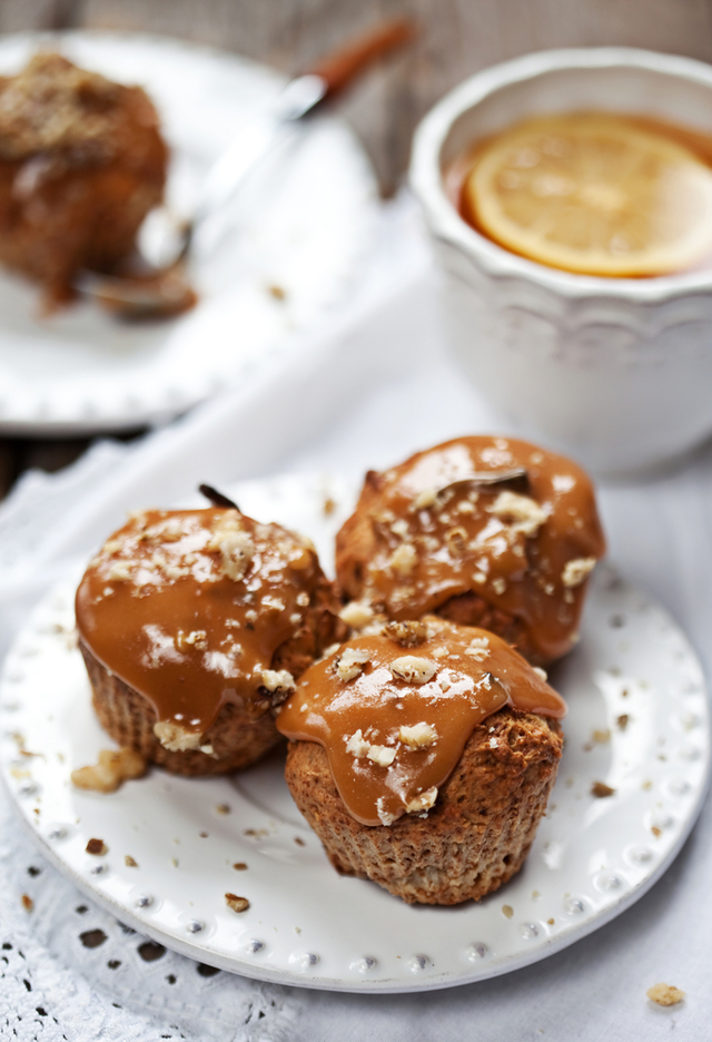 Caramel Easter egg muffins