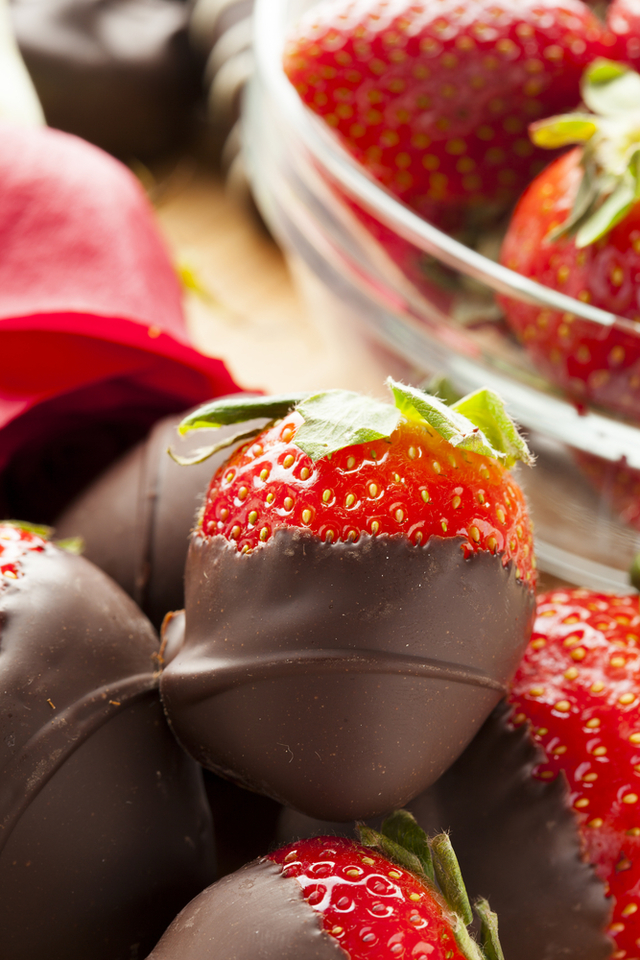 Chocolate dipped strawberries 