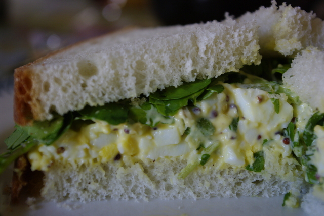 Egg with watercress sandwiches