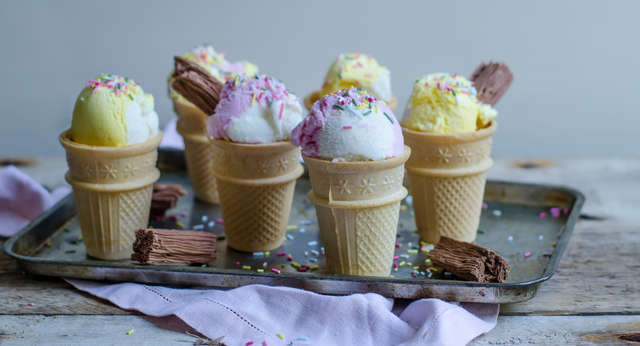 HB Hazelbrook Farm kiddie cone cakes 