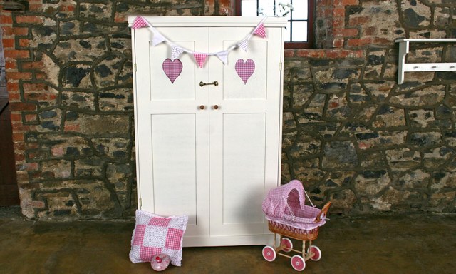 Daisybella Handcrafted Childrens Furniture