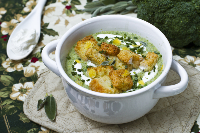 Broccoli and kale soup