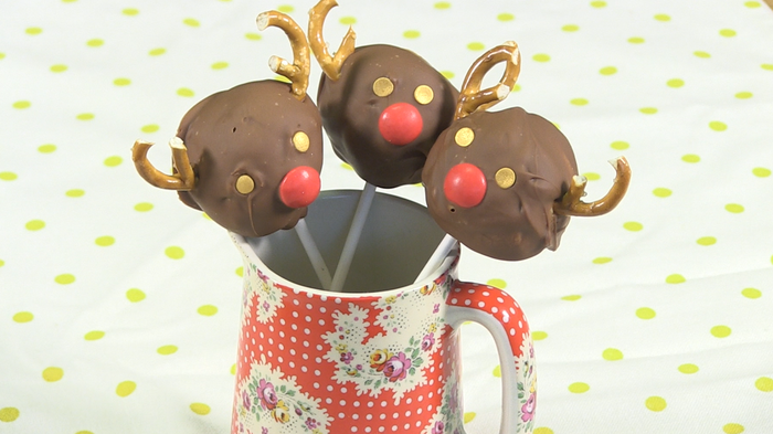 Reindeer cake pops