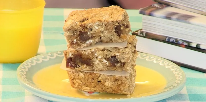 Date and oat slice