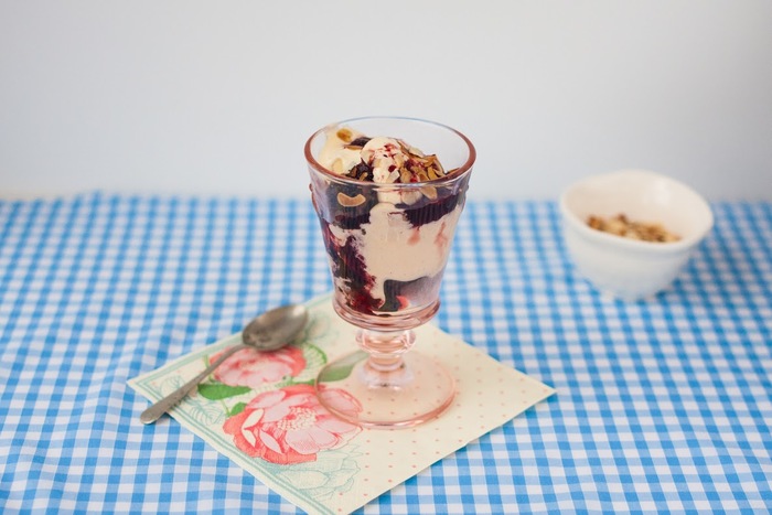 Christmas pudding and ice-cream sundae