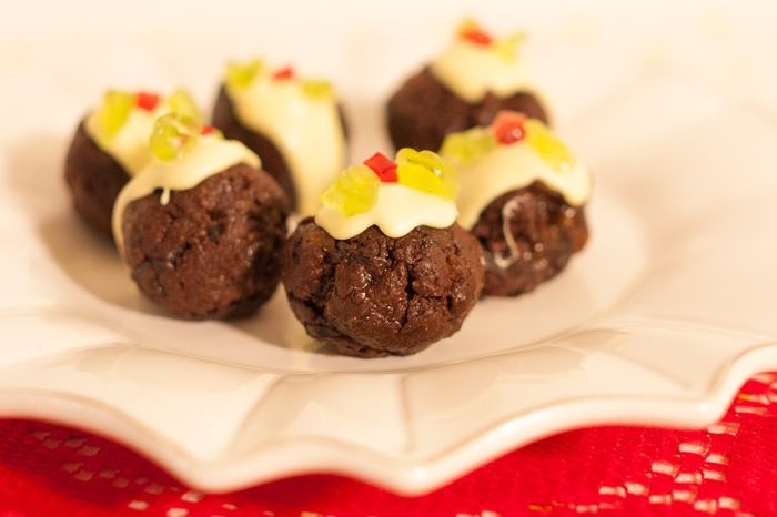 Mini Christmas pudding bonbons