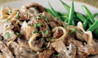 Beef stroganoff