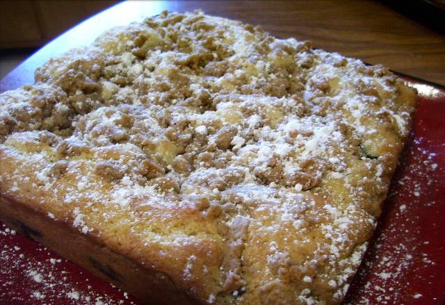 Lemon crumble cake