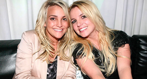 Britney Spears Sister Breaks Down As She Recalls Reaction -7762