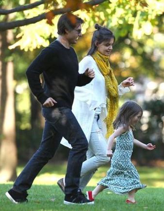 Tom Cruise, Katie Holmes and Suri