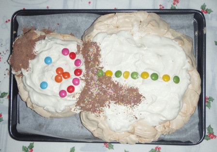 Snowman pavlova