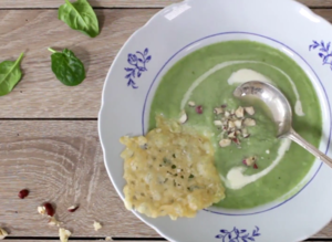 Spinach and celeriac soup 