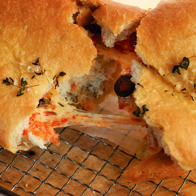 Mozarella and Pancetta Filled Bread MummyPages.ie