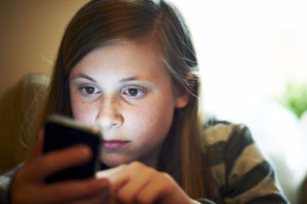 Smartphones have been banned from this Wicklow school