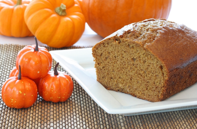 Pumpkin loaf cake