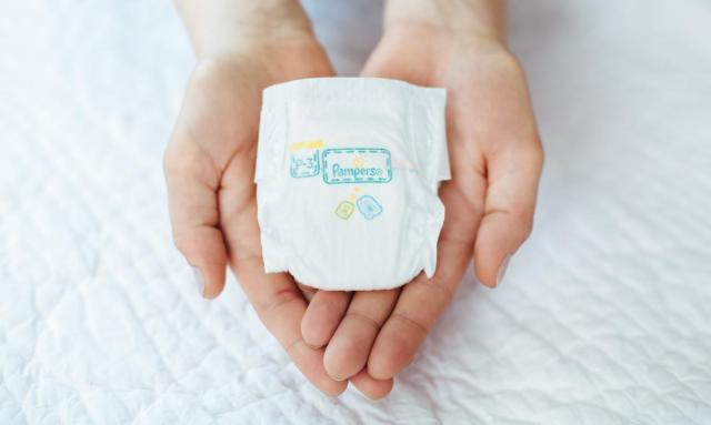 Pampers to donate its smallest nappies to preemie babies
