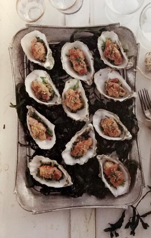 Baked oysters with bacon