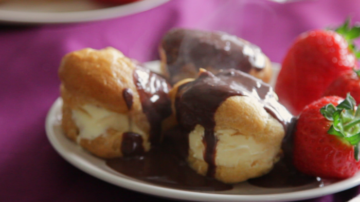 Profiteroles