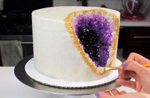 Geode wedding cakes are so stunning we could cry (and eat every crumb!)