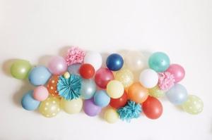 Make your own gorgeous balloon wall art in just THREE easy steps 