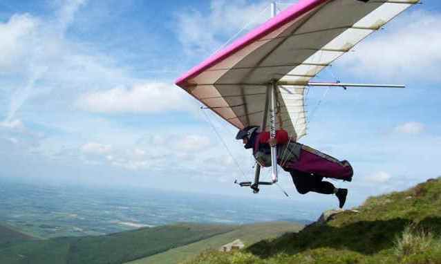 Hang Gliding & Paragliding at Mount Leinster