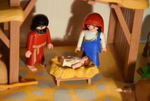 The 9 types of children you see in the Nativity