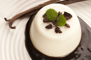 Coffee panacotta with chocolate sauce