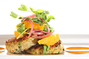 Crab cakes with grapefruit salsa