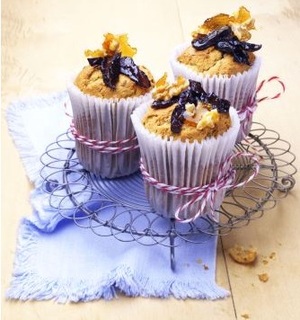 Prune brittle muffins