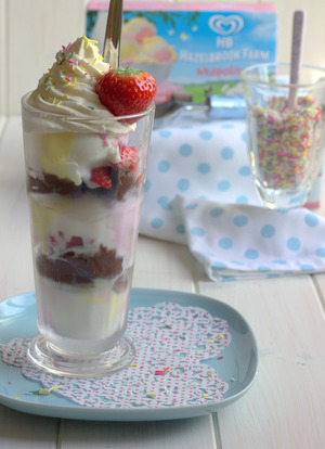 Neopolitan ice cream sundae