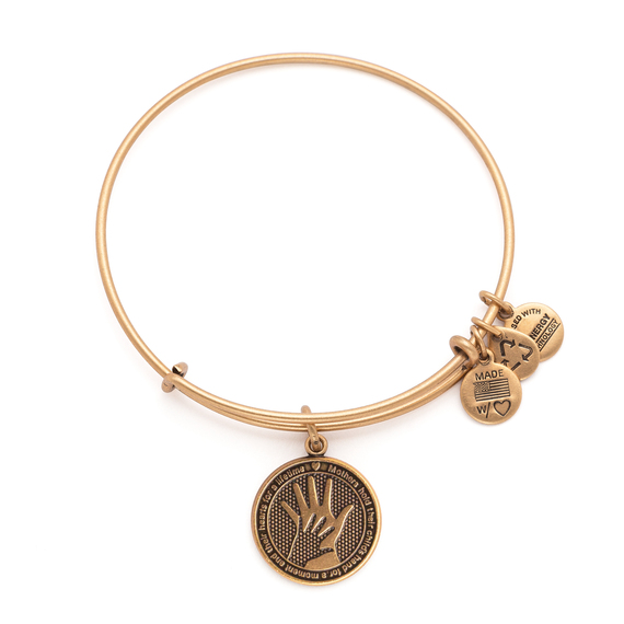 Treat Your Mum This Mother S Day With Alex And Ani