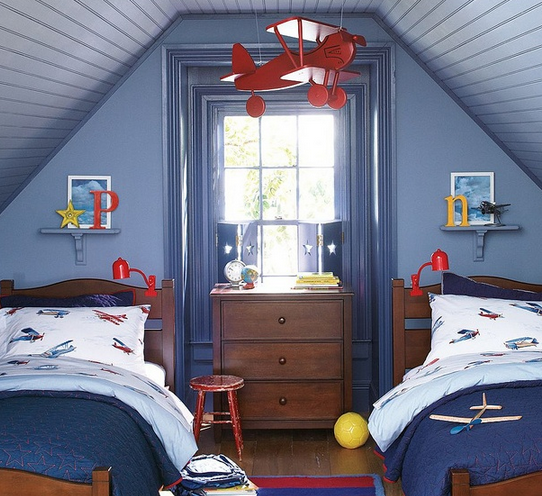 Creating An Aeroplane Themed Bedroom