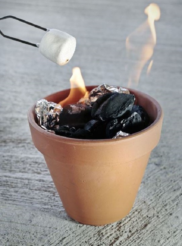 Make Summer Nights Simply Delicious With These Easy Diy Smore 1329