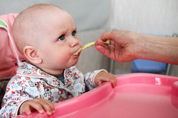 weaning baby onto solids