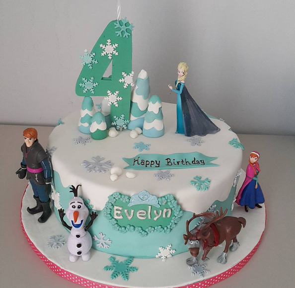 frozen themed cake