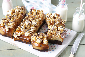 Gluten Free Popcorn Fudge Brownies 