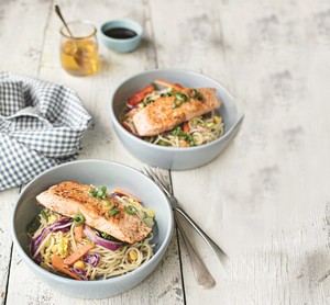 Lemon & Pepper Salmon with Stir-Fried Vegetable Noodles 